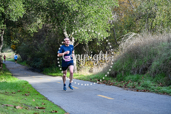 1_2Marathon_Coastal_TurkeyTrot-063