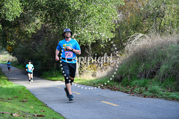 1_2Marathon_Coastal_TurkeyTrot-144