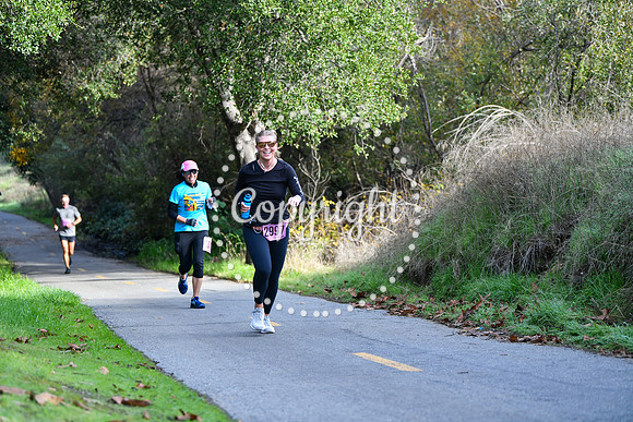 1_2Marathon_Coastal_TurkeyTrot-172